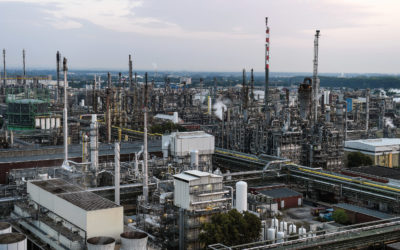 Los precios elevaron la cifra de negocios del sector químico hasta los 77.000 millones de euros en 2021